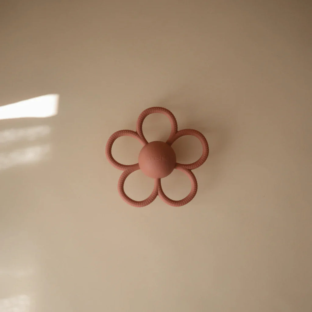 Daisy Rattle Teether - Blush